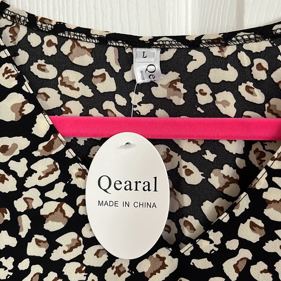 animal print lightweight blouse - Picture 3 of 6